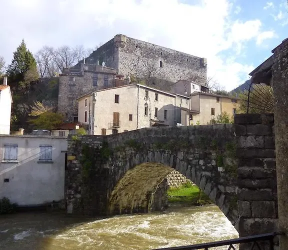 Alojamento de Acomodação e Pequeno-almoço Chateau View D'hôtes Quillan